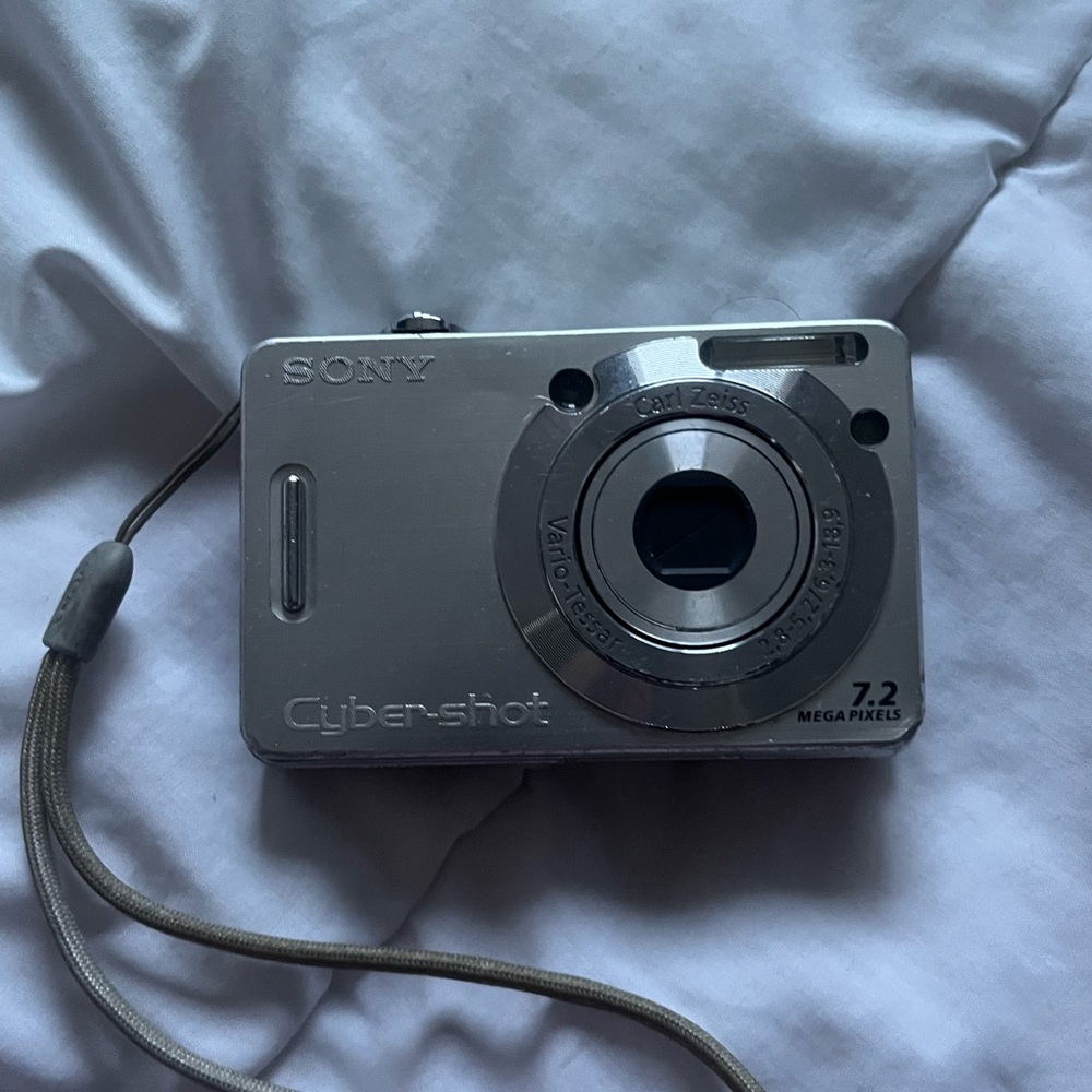 Sony Cybershot DSC-W55 - Tested (SEE VIDEO & DESC)